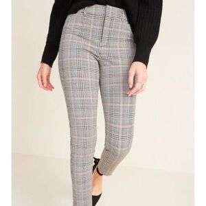 OLD NAVY Pixie High-Rise Ankle Pant in Tartan Plaid Size 10 Tall / 10T
